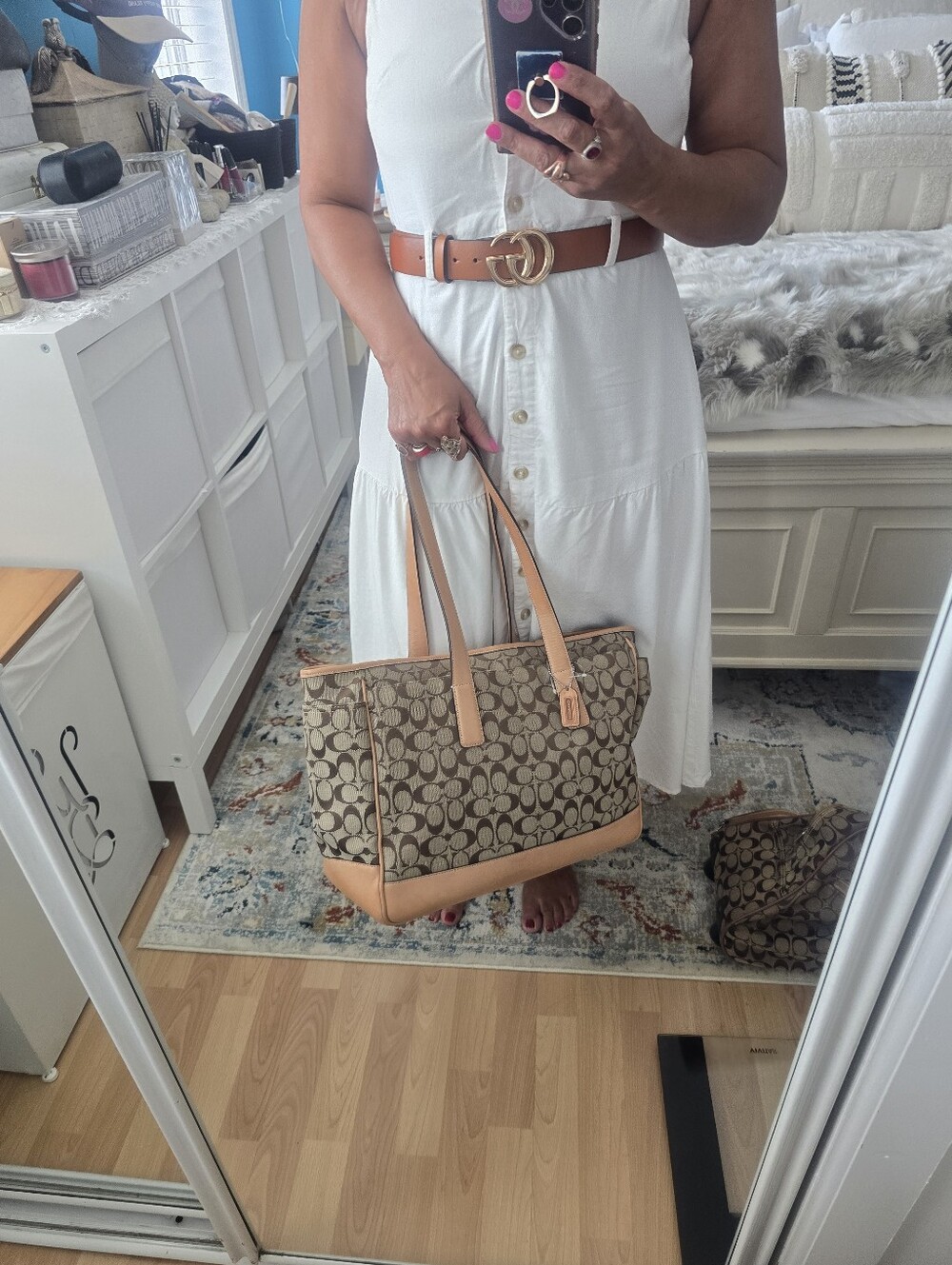 Coach Signature Canvas Tote in Tan/Khaki